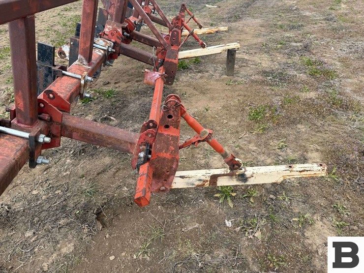 dammer-diker-bar-image-13