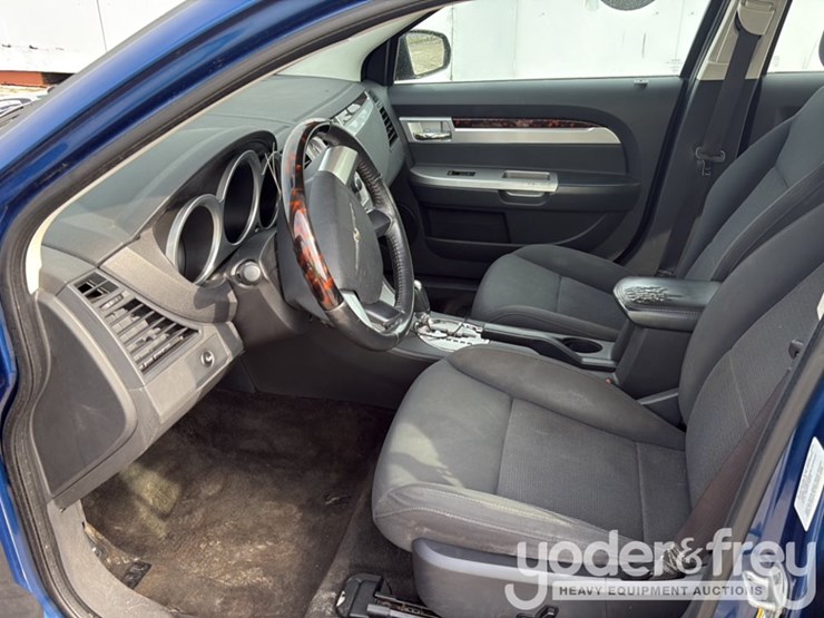 2010-chrysler-sebring-image-37