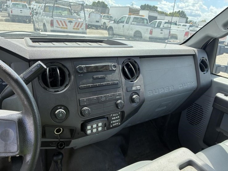 2011-ford-f250-image-16