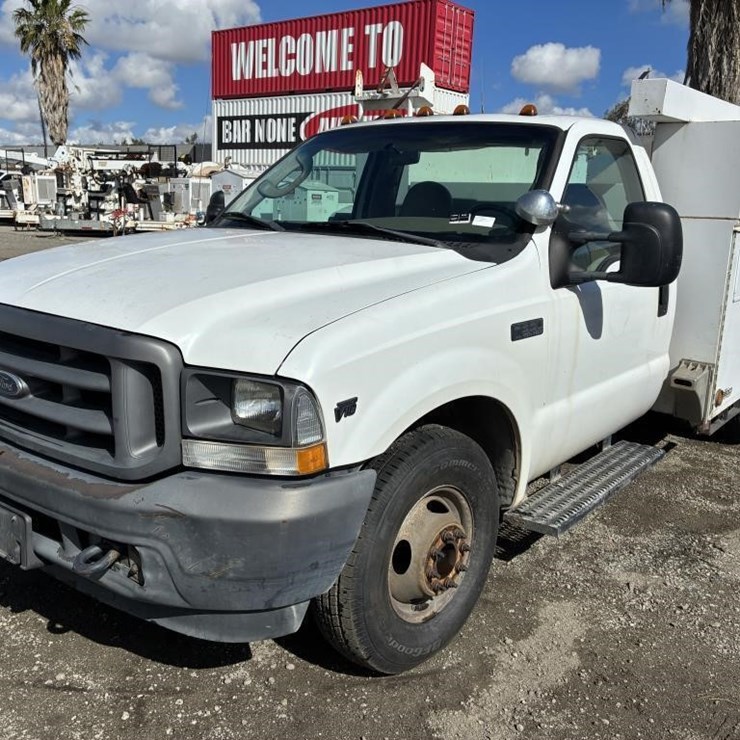 2004 FORD F350