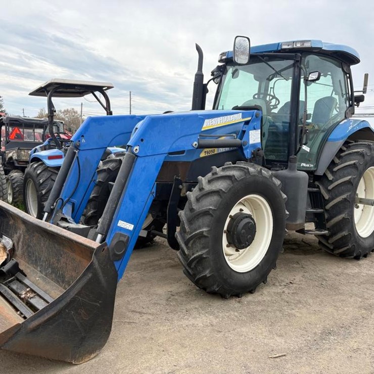 NEW HOLLAND T6050 PLUS