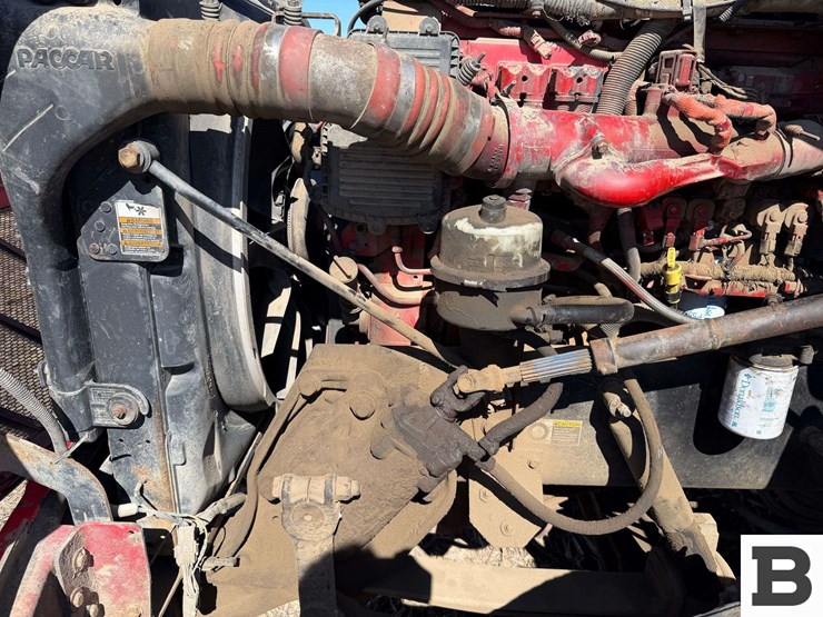 2008-peterbilt-387-image-28