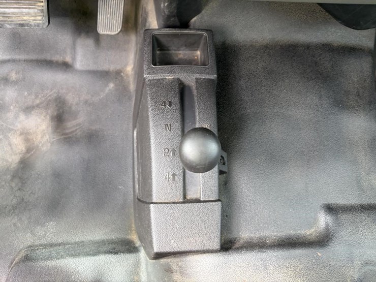 2012-gmc-sierra-2500-image-17