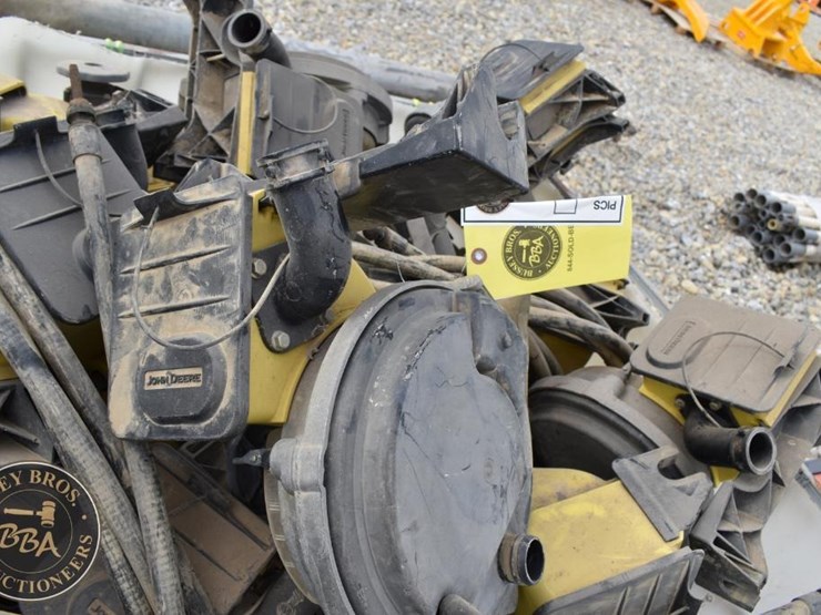 john-deere-32-image-4