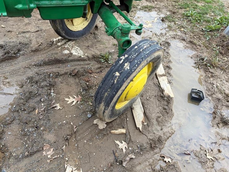 john-deere-m-image-8