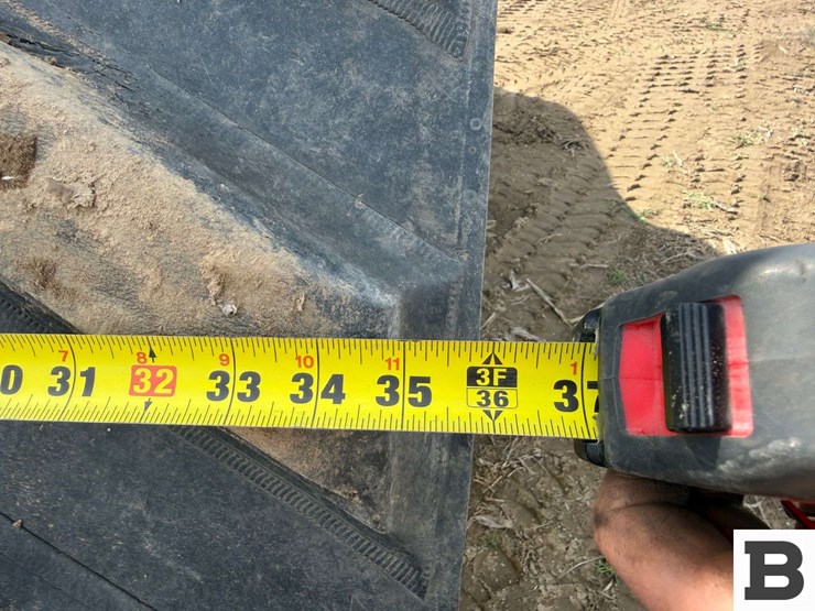 2004-john-deere-9520t-image-39