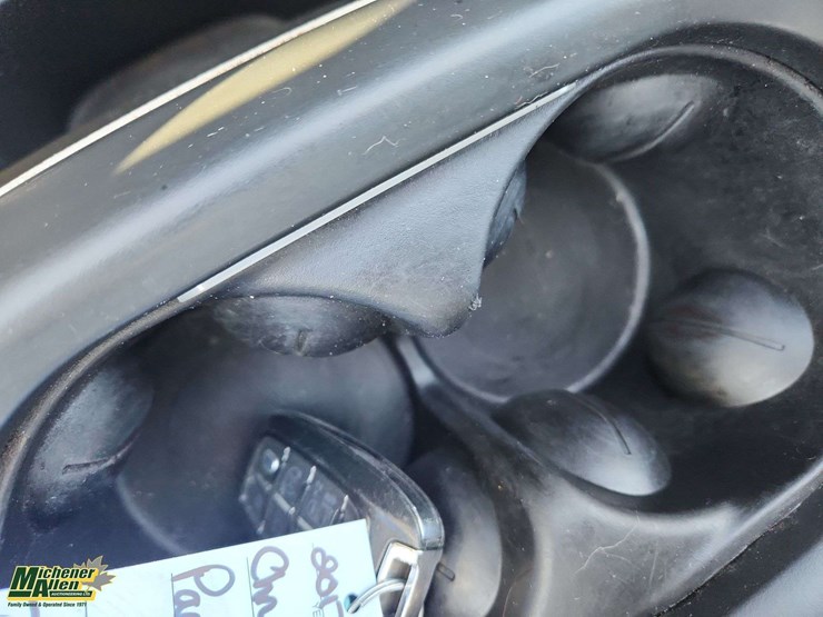 2017-chrysler-pacifica-image-11