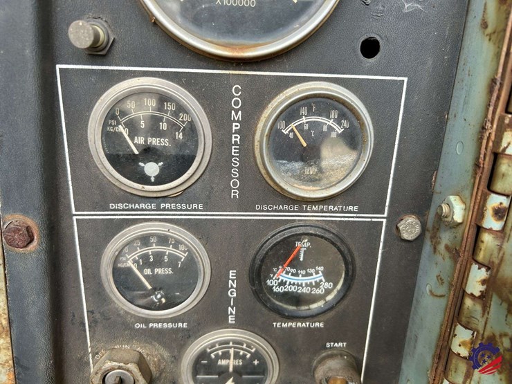 leroi-towable-air-compressor-image-5