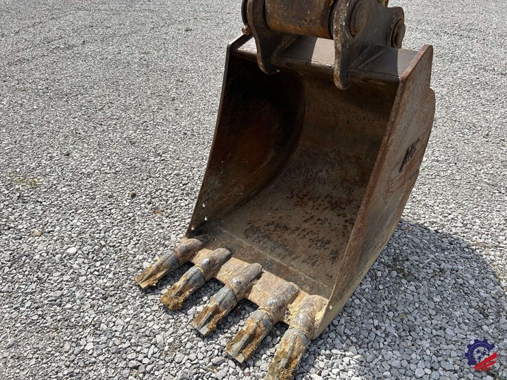 2009-komatsu-pc88mr-8-image-34