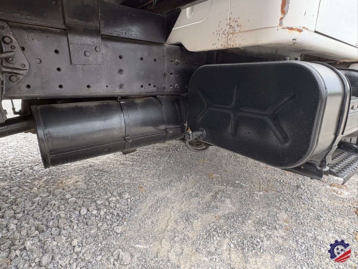 1993-international-4700-image-35