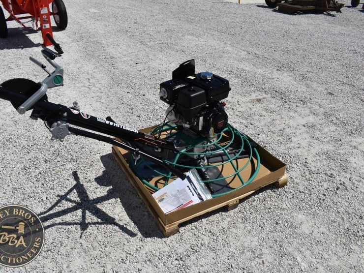 whiteman-36-inch-walk-behind-trowel-42831-image-8