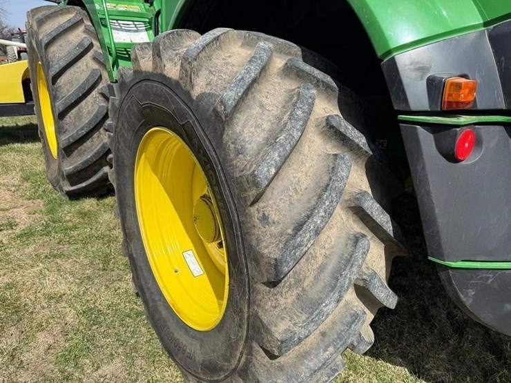 2019-john-deere-9700i-image-18