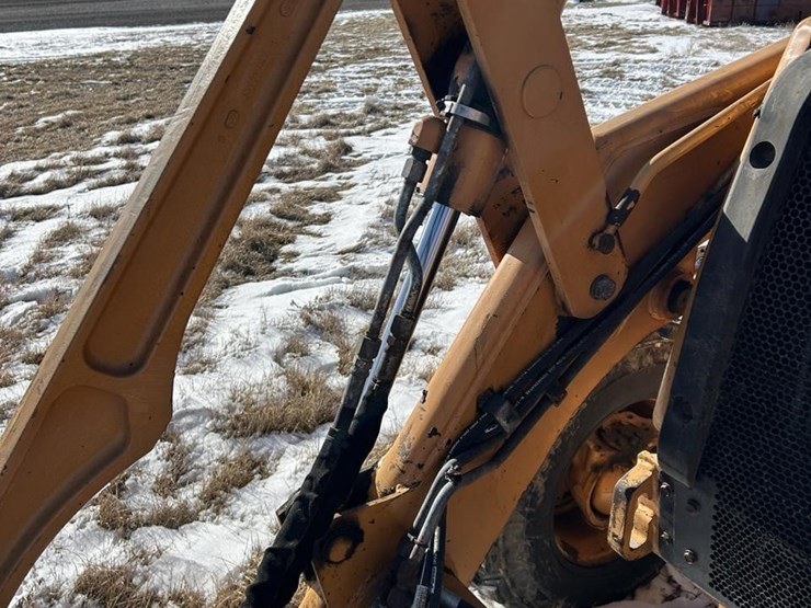 2000-case-570m-xt-image-16