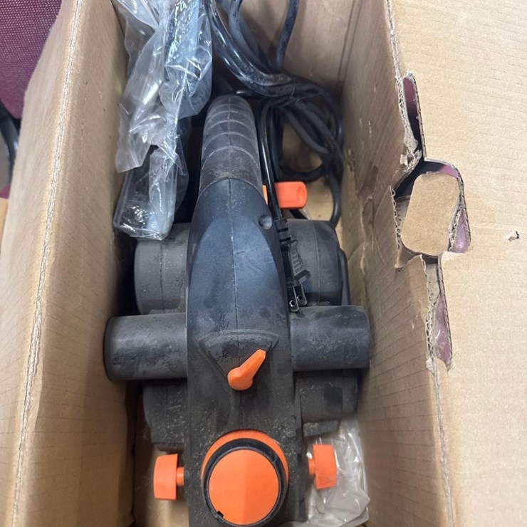 Slightly Used WEN Co Electric Planer