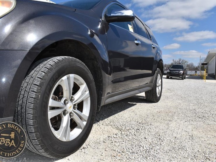 2013-chevrolet-equinox-lt-image-9