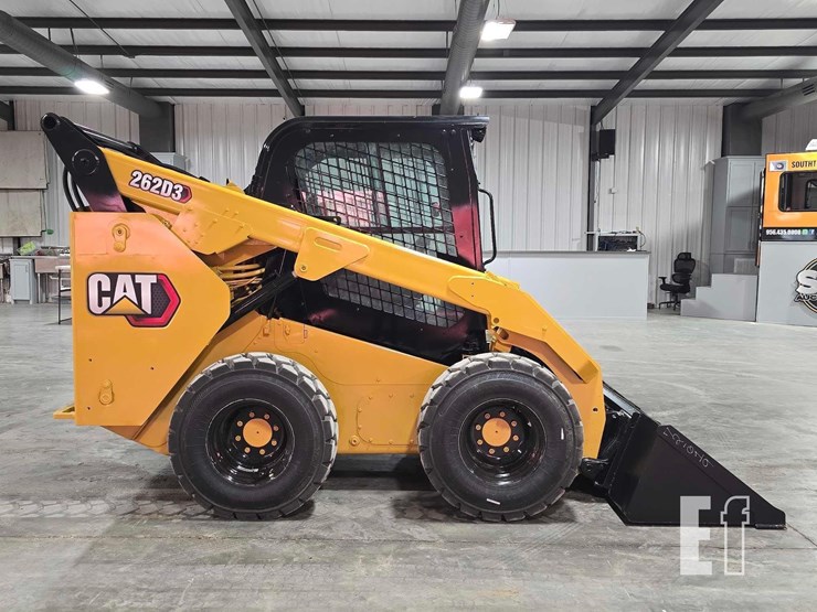 2022-caterpillar-262d3-image-6