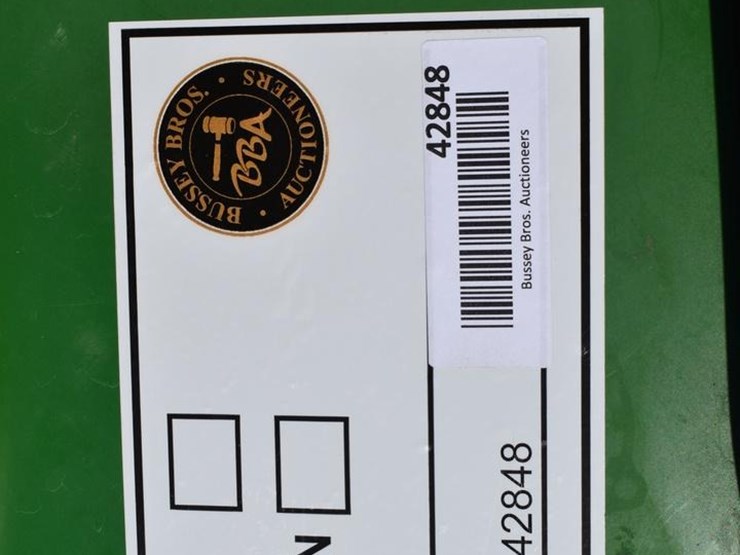 2013-john-deere-x730-image-25