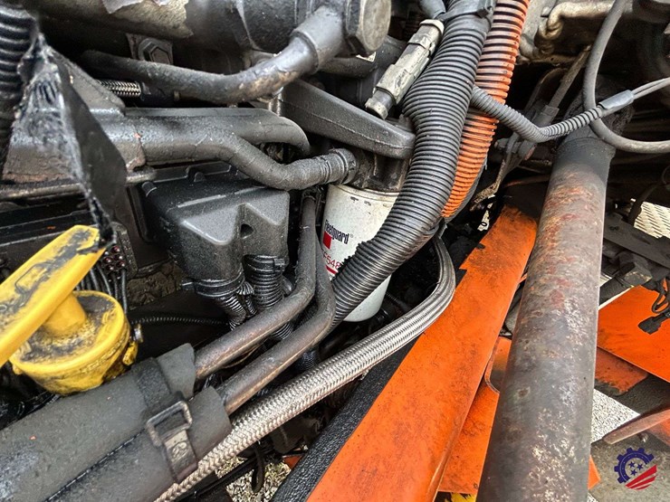 2005-kenworth-t300-image-102