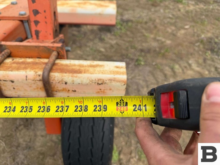 tye-118-820-image-30