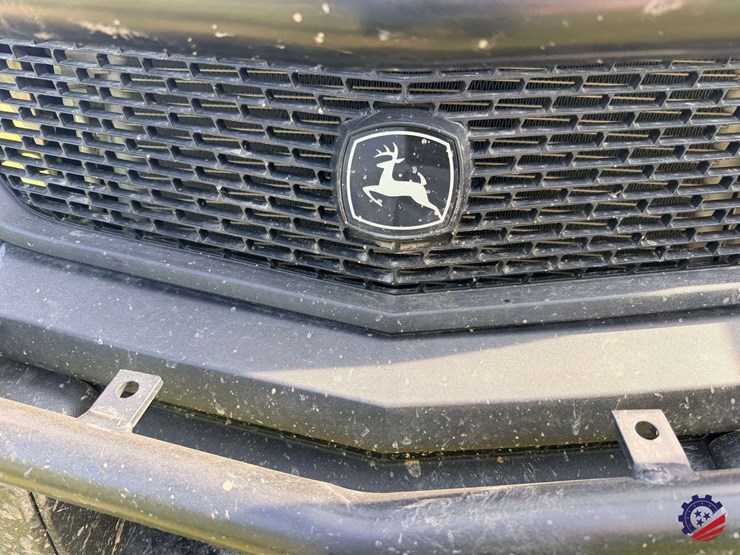 2023-john-deere-gator-xuv-835r-image-23