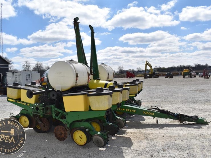 john-deere-7200-image-8