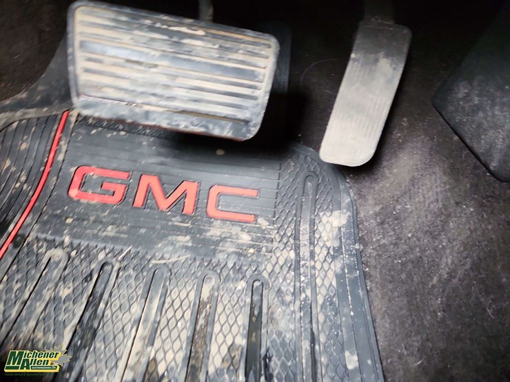 2013-gmc-sierra-1500-slt-image-24