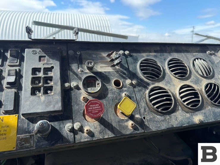 2003-oshkosh-mk23-image-52