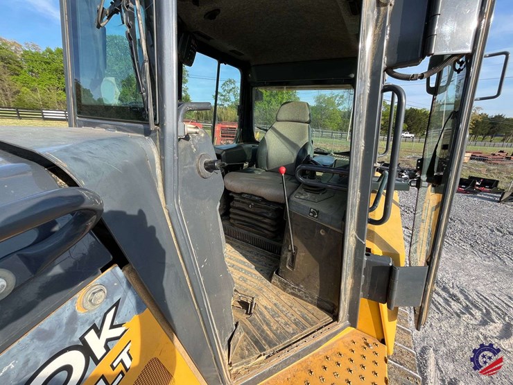 2017-deere-700k-xlt-image-57