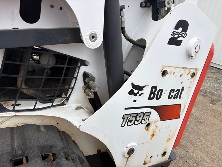 bobcat-t595-image-9