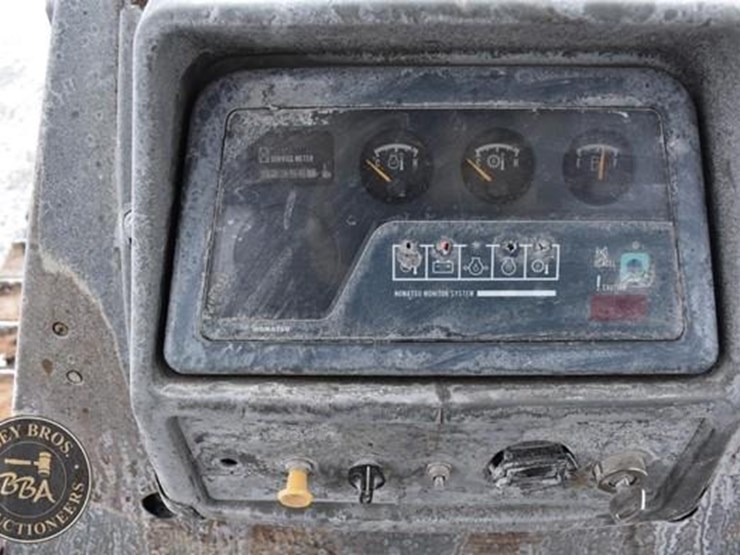 komatsu-d65ex-12-image-64