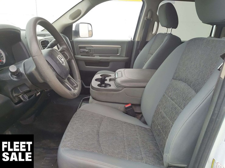 2018-dodge-2500-image-13