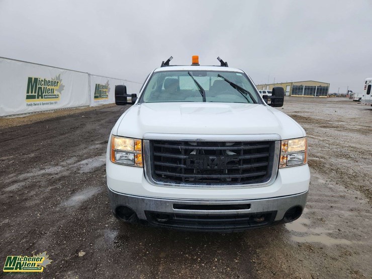 2008-gmc-sierra-2500hd-image-5