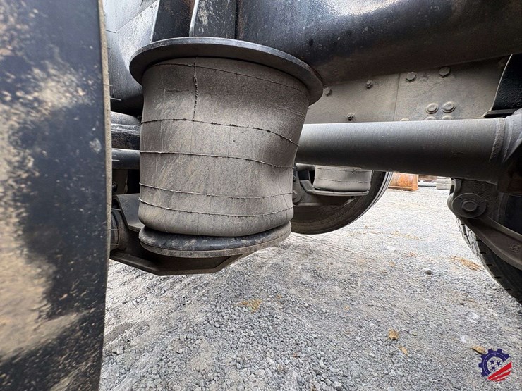 2024-international-hx520-image-29