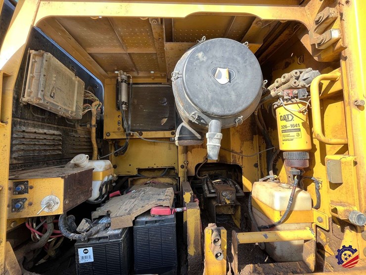 2006-caterpillar-345cl-image-50