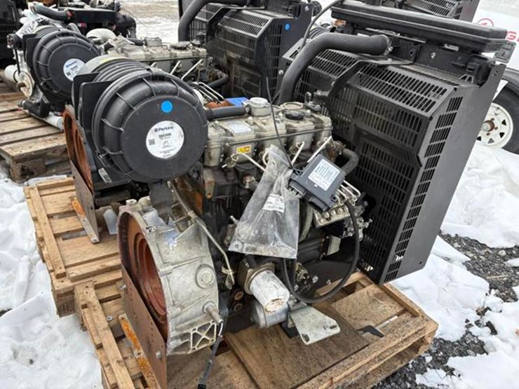 perkins-404d-22t-diesel-engine-image-3