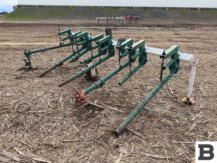 12'-3pt-cultivator-toolbar-image-5