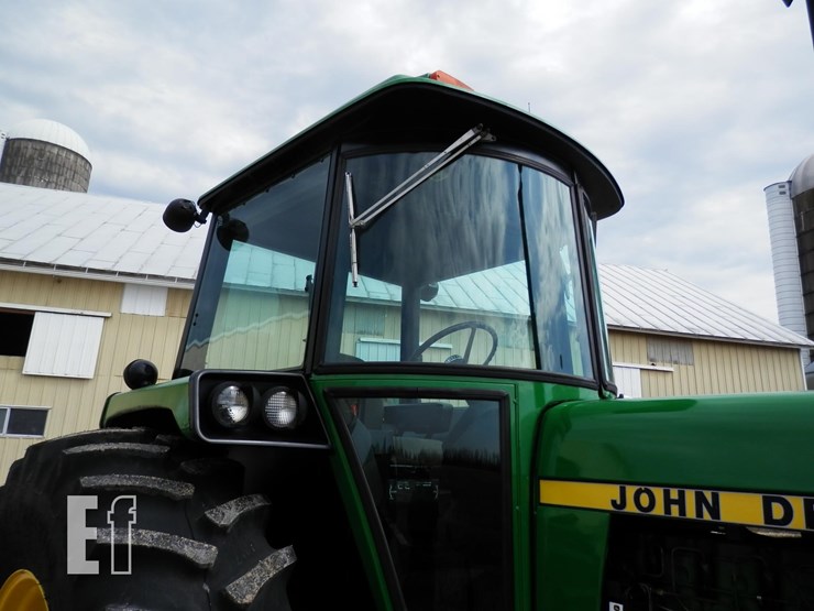 john-deere-4240-image-21