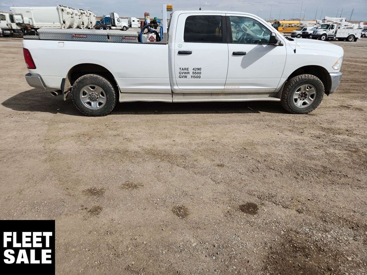 2015-ram-3500-slt-image-6