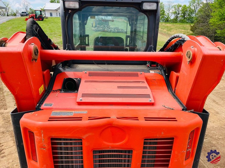 2022-kubota-svl75-2-image-23