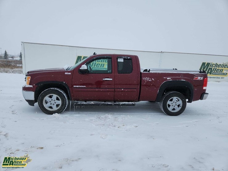 2013-gmc-sierra-1500-slt-image-6