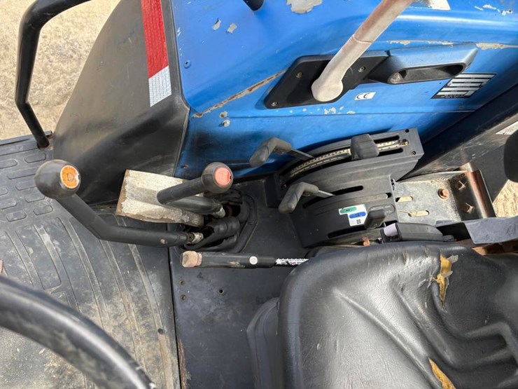 new-holland-tl90-image-17