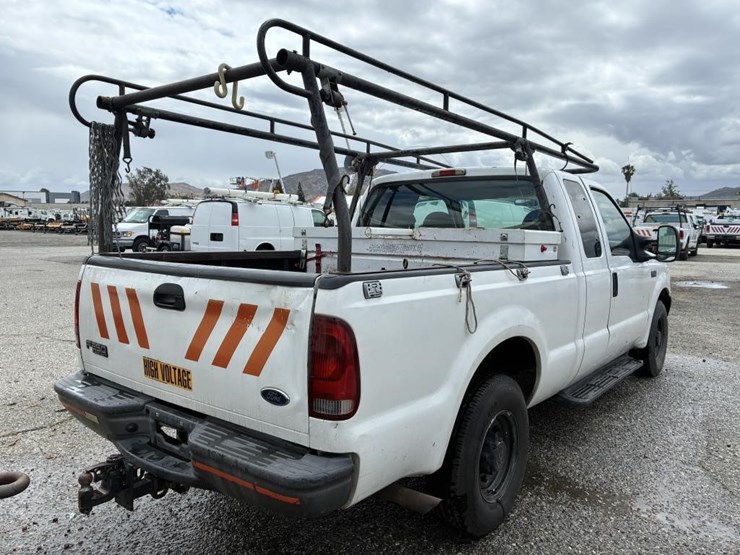 2004-ford-f250-image-3