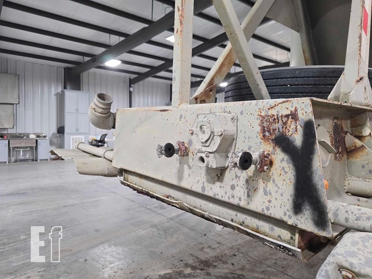 41-foot-tank-trailer-image-11