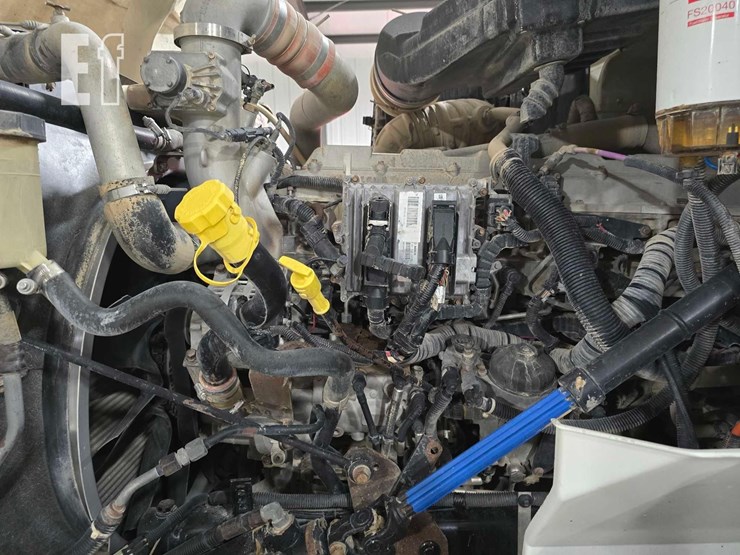 2013-international-paystar-5900-image-22