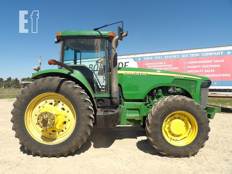 john-deere-8220-image-6