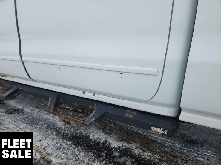 2018-chevrolet-silverado-3500hd-image-48