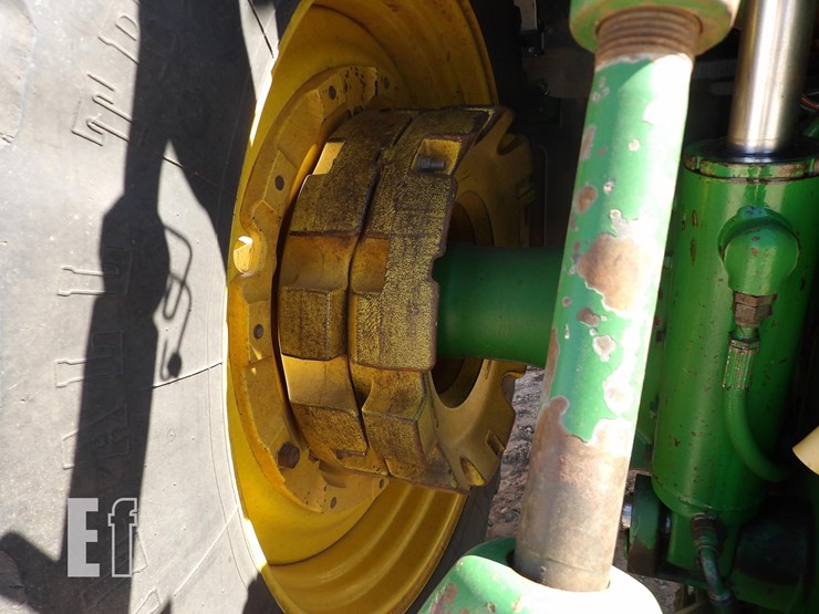 john-deere-8120-image-16