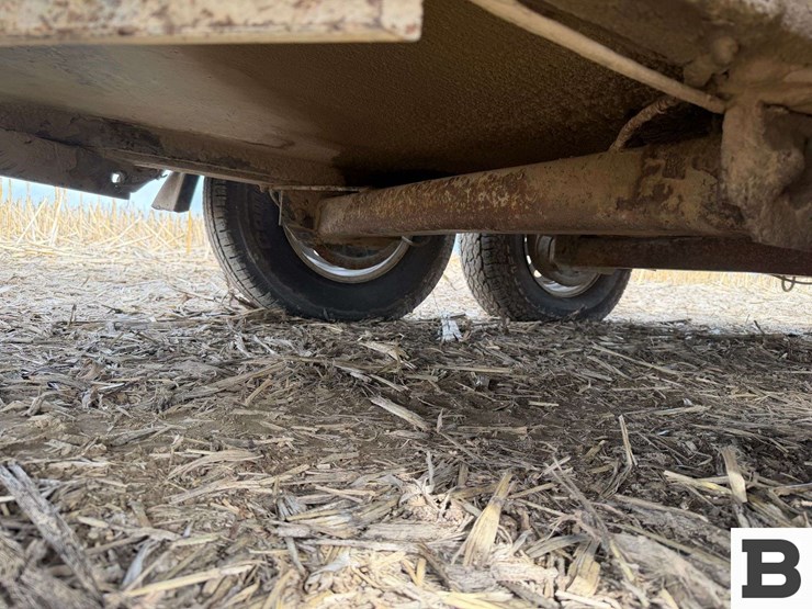 caterpillar-xq225-image-11