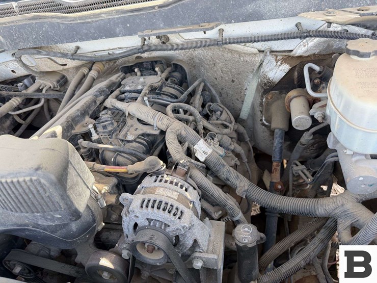 2017-chevrolet-silverado-2500-image-33