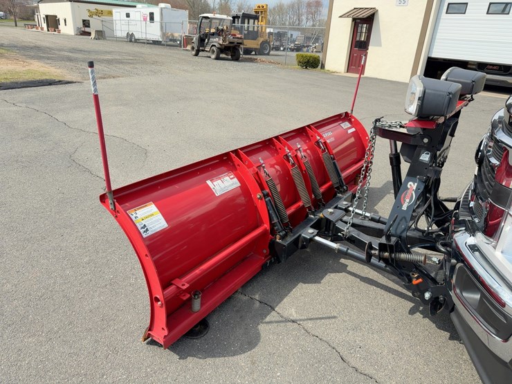 2023-ford-f450-xlt-image-10